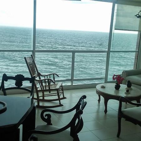 Apto En Cartagena Ed Puerto Azul Vista Al Mar Apartment Bagian luar foto